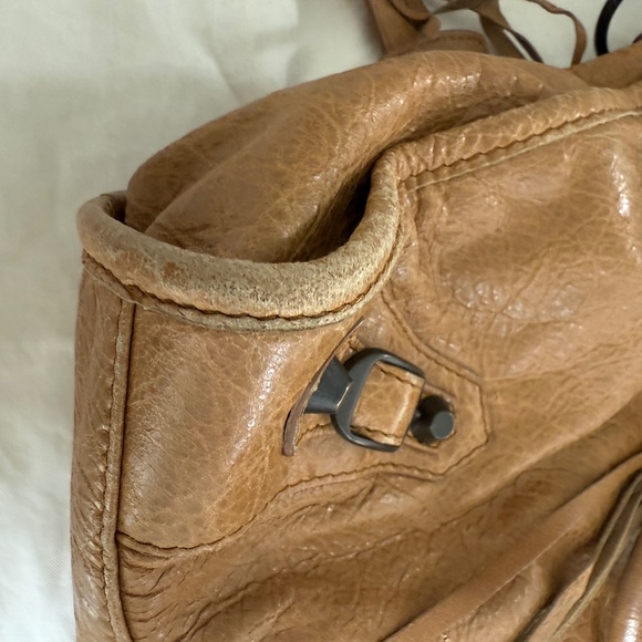 BALENCIAGA CITY BAG, MEDIUM, TAN - Picture 7 of 13